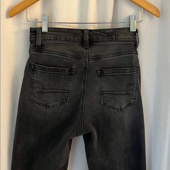 Size 00 American Eagle Outfitters Charcoal Stretch Jeans - Picture 5 of 6